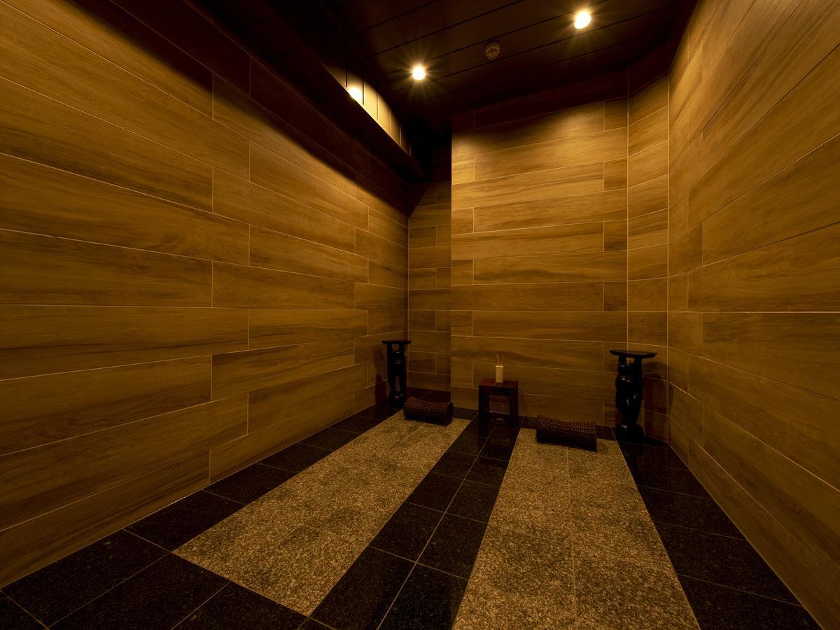 Capsule Hotel Anshin Oyado Premium Resort Kyoto Shijo Karasuma Exterior foto